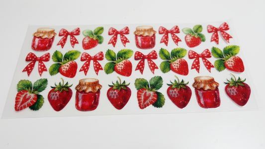 Strawberry Jam Cup Wrap 160z